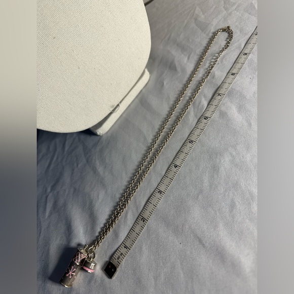 Older silvertone charm Hairspray can necklace - Picture 6 of 7